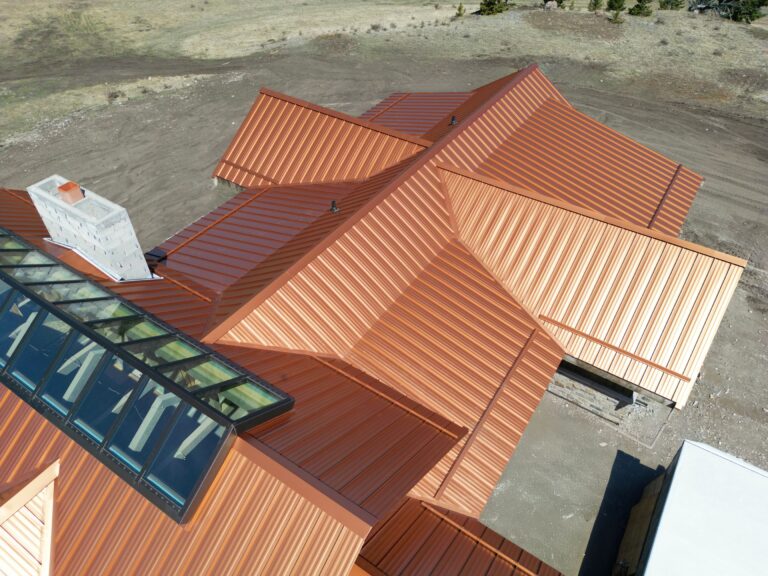 Maycroft, Willow Creek