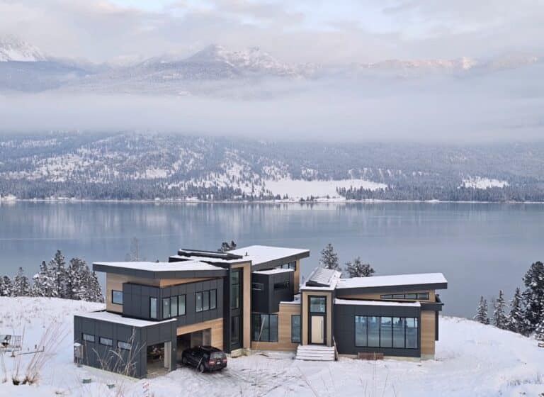 6200 Columbia Lake Rd, East Kootenay