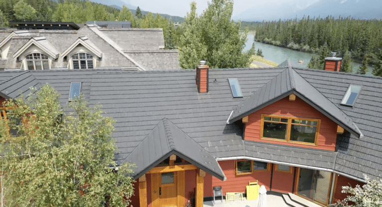 11 Van Horne, Canmore